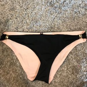 Reversible Victoria’s Secret bikini bottoms